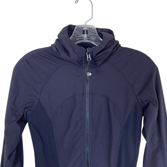 Lululemon Sz 4 In Flux Jacket Black Hooded Track Jacket Fitted Running Active - Picture 3 of 16